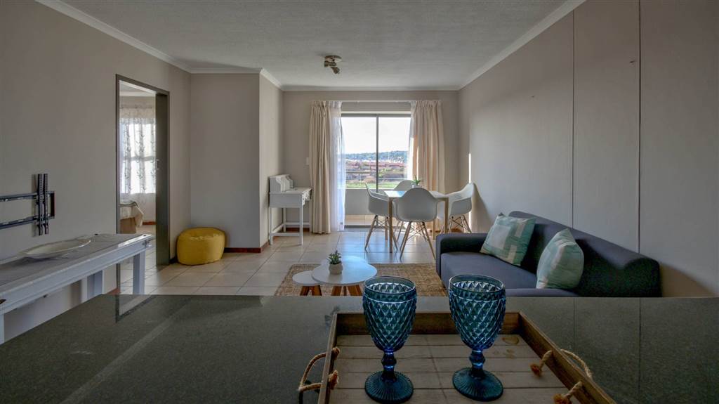 2 Bed Apartment in Highveld photo number 22