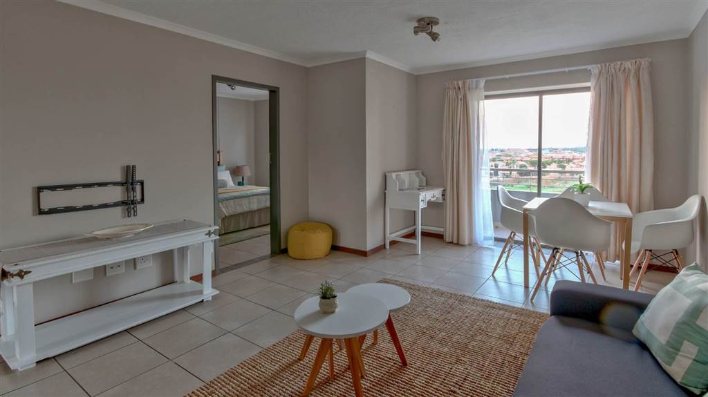 2 Bed Apartment in Highveld photo number 25
