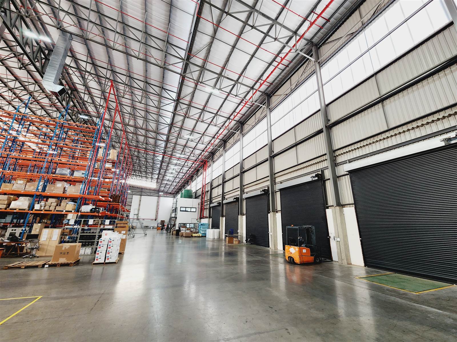 27000  m² Industrial space in North Riding photo number 7
