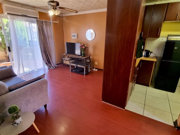 2 Bedroom Townhouse 2 Bedroom Townhouse