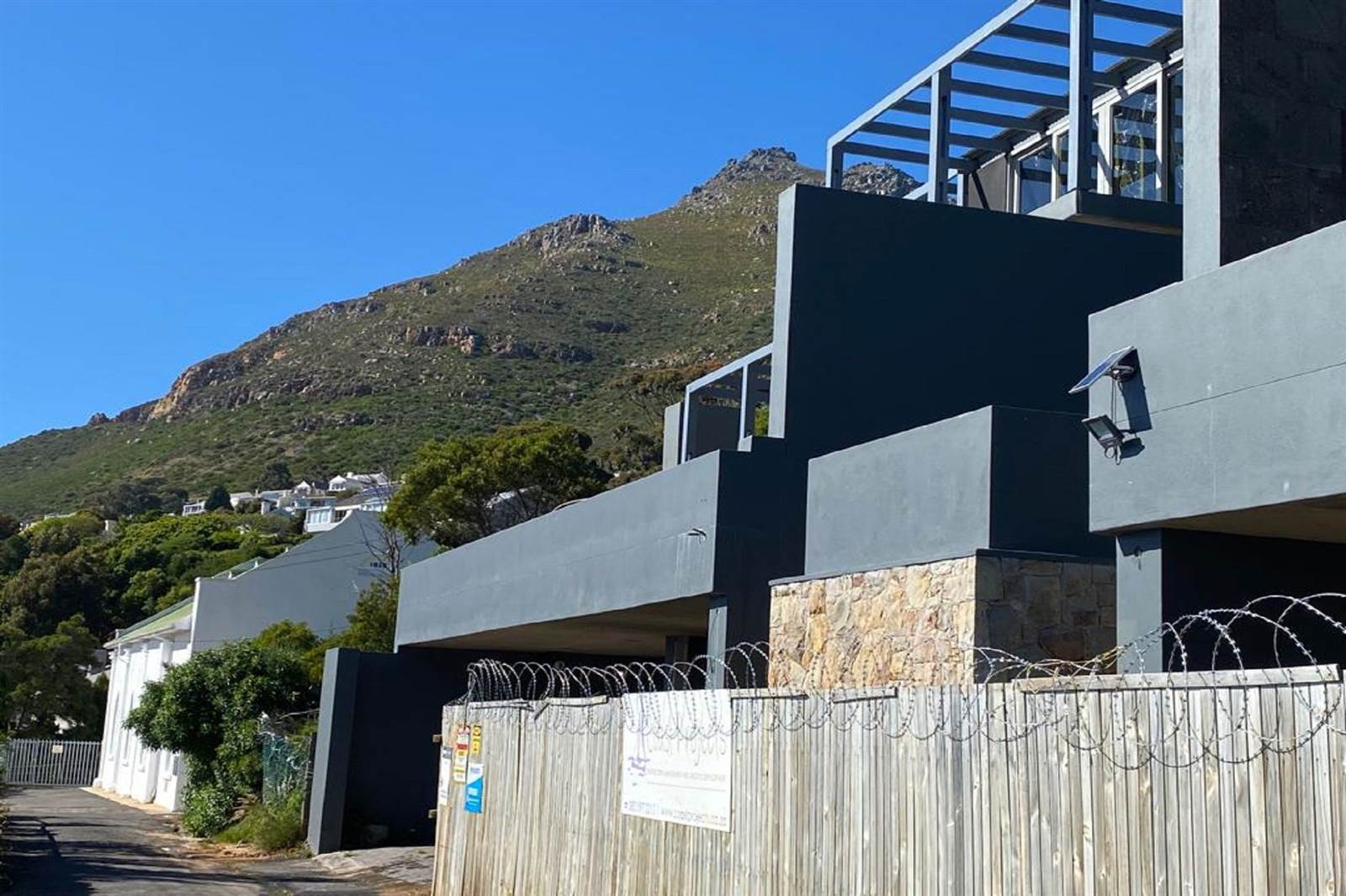 3 Bed House in Simons Town photo number 28