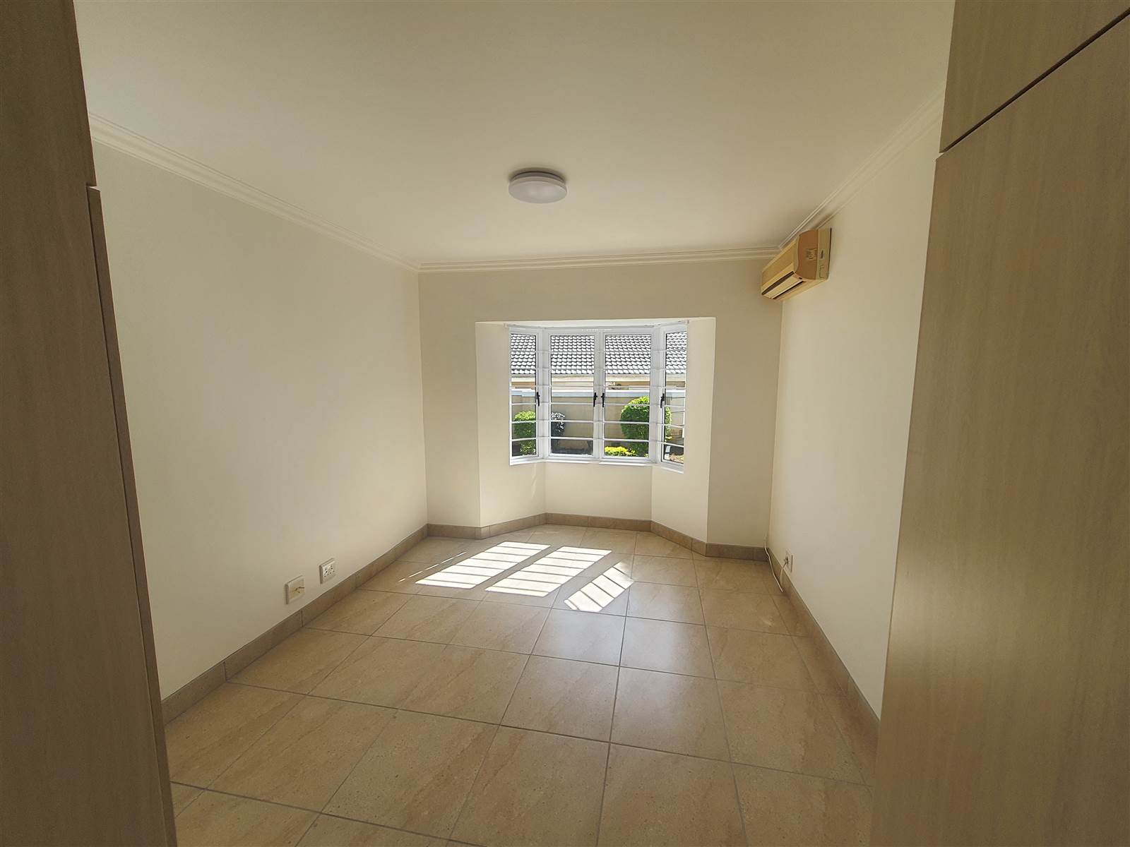 3 Bed House in Mt Edgecombe photo number 8