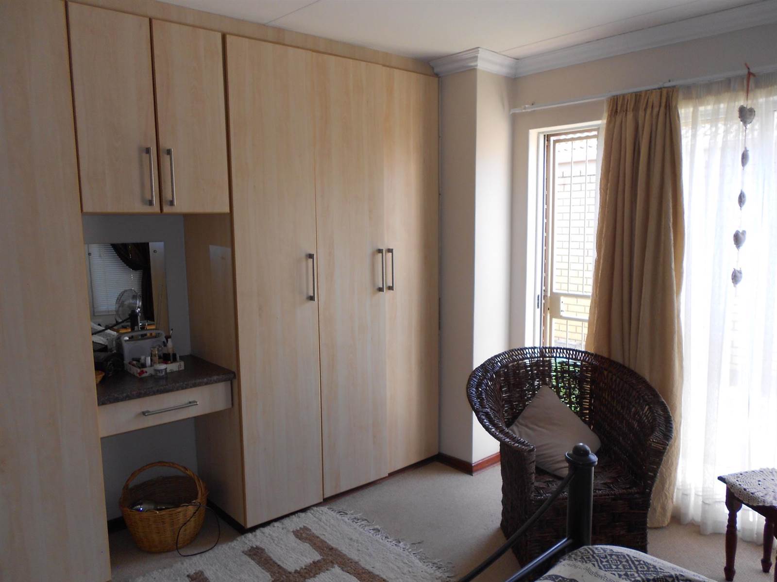 2 Bed Townhouse in Universitas photo number 18