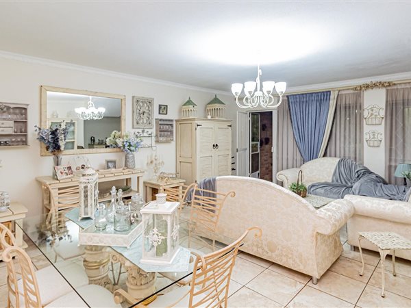 3 Bedroom Townhouse 3 Bedroom Townhouse