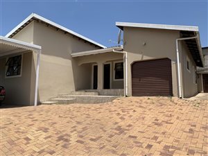 3 Bed House in Pinetown Central