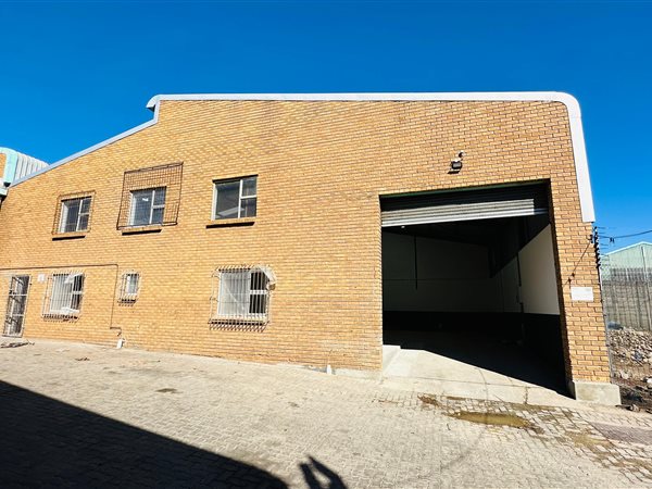 350  m² Industrial space