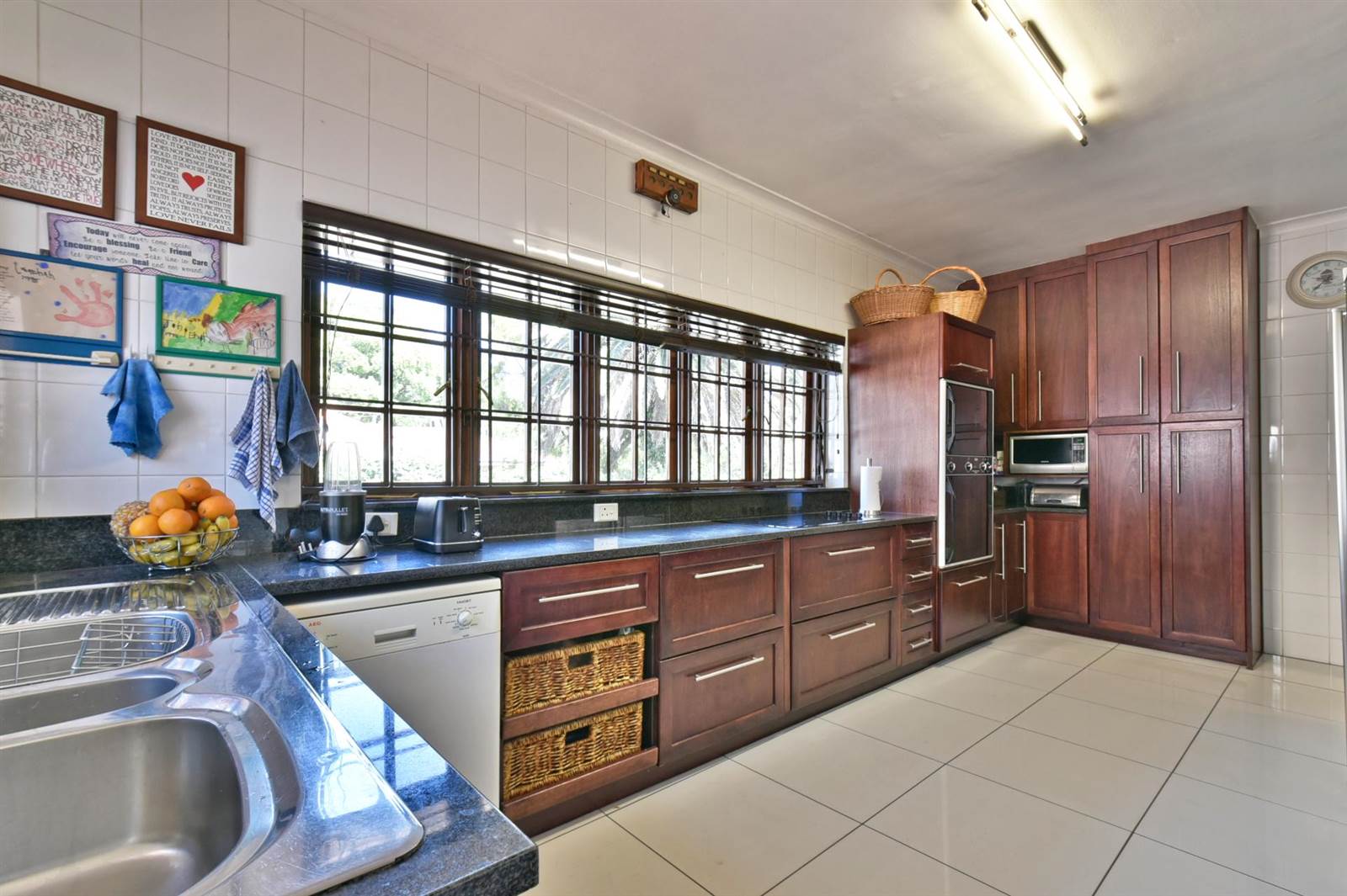 4 Bed House in Northcliff photo number 23