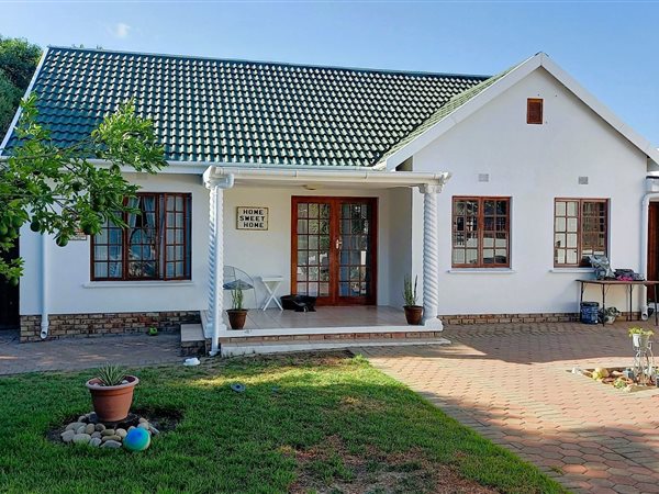 2 Bedroom House 2 Bedroom House