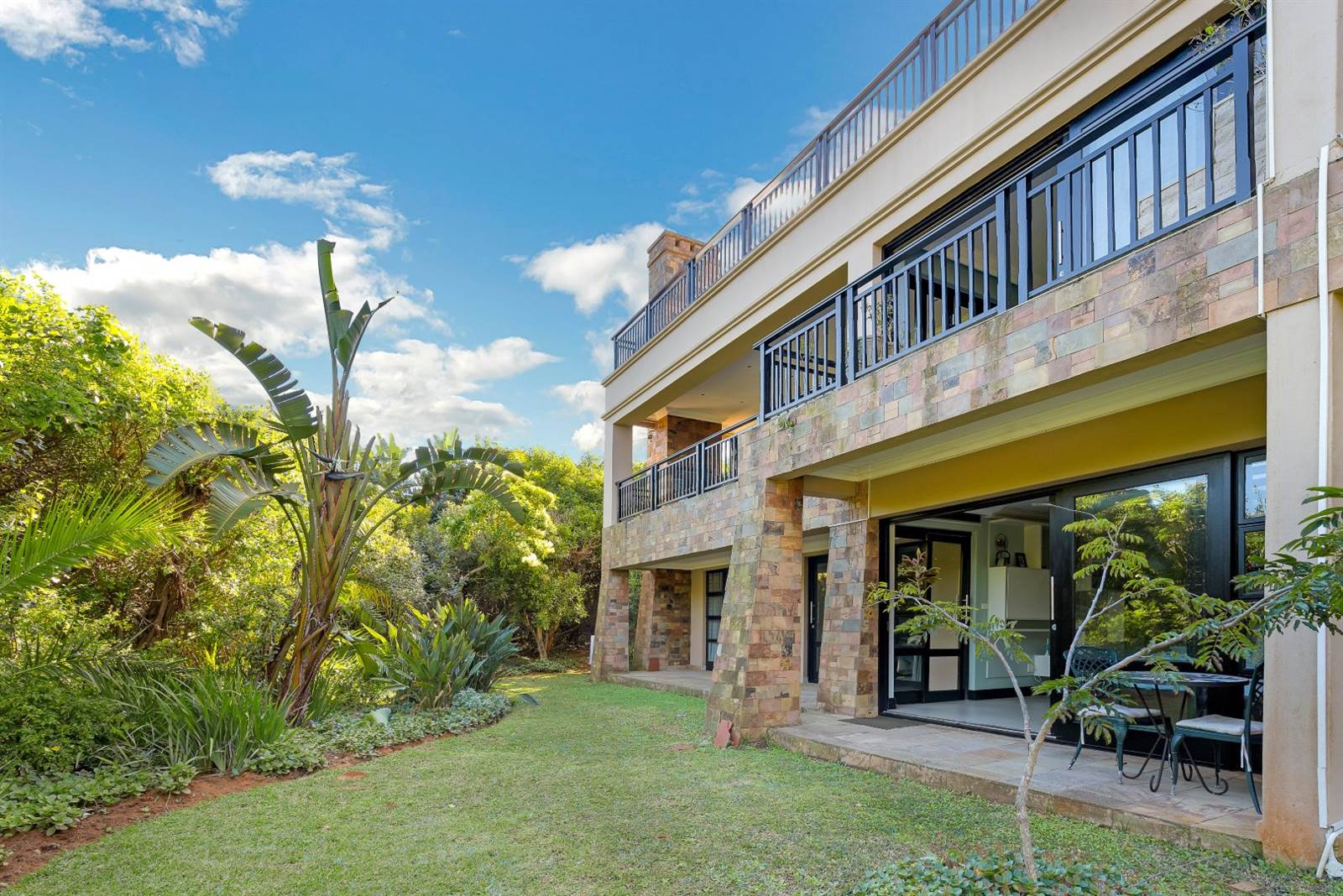 4 Bed Townhouse in Port Zimbali Estate photo number 7