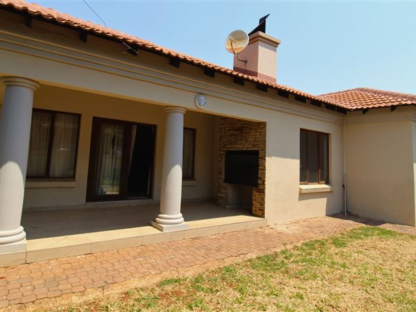 3 Bed House in Green Acres Estate