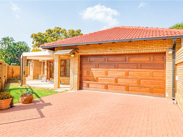 3 Bedroom House 3 Bedroom House