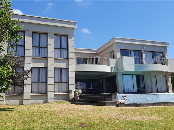 6 Bed House in Scottburgh Central