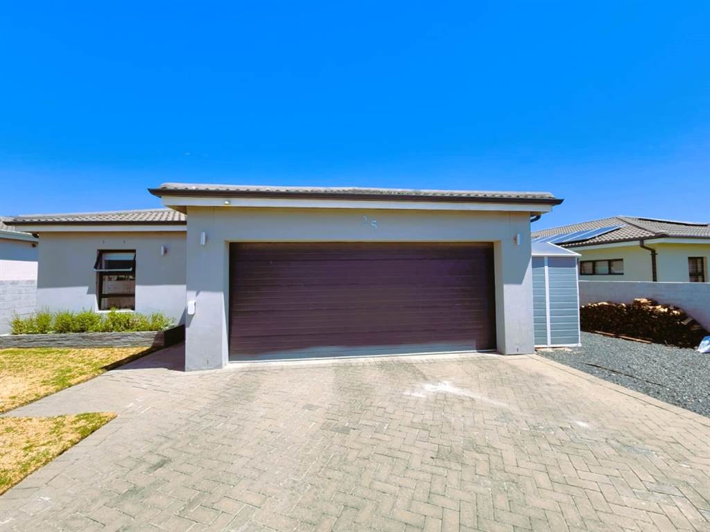 3 Bed House in Fairview Golf Estate photo number 26