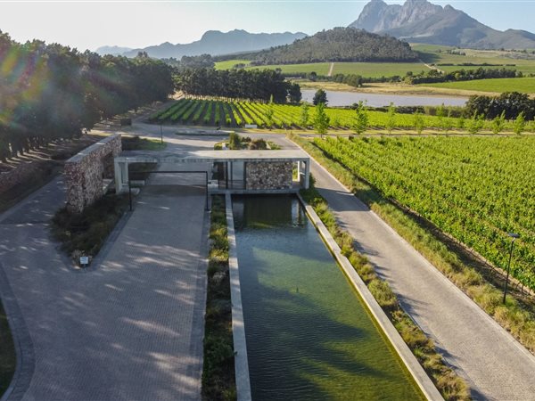 1132 m² Land available in Stellenbosch Central
