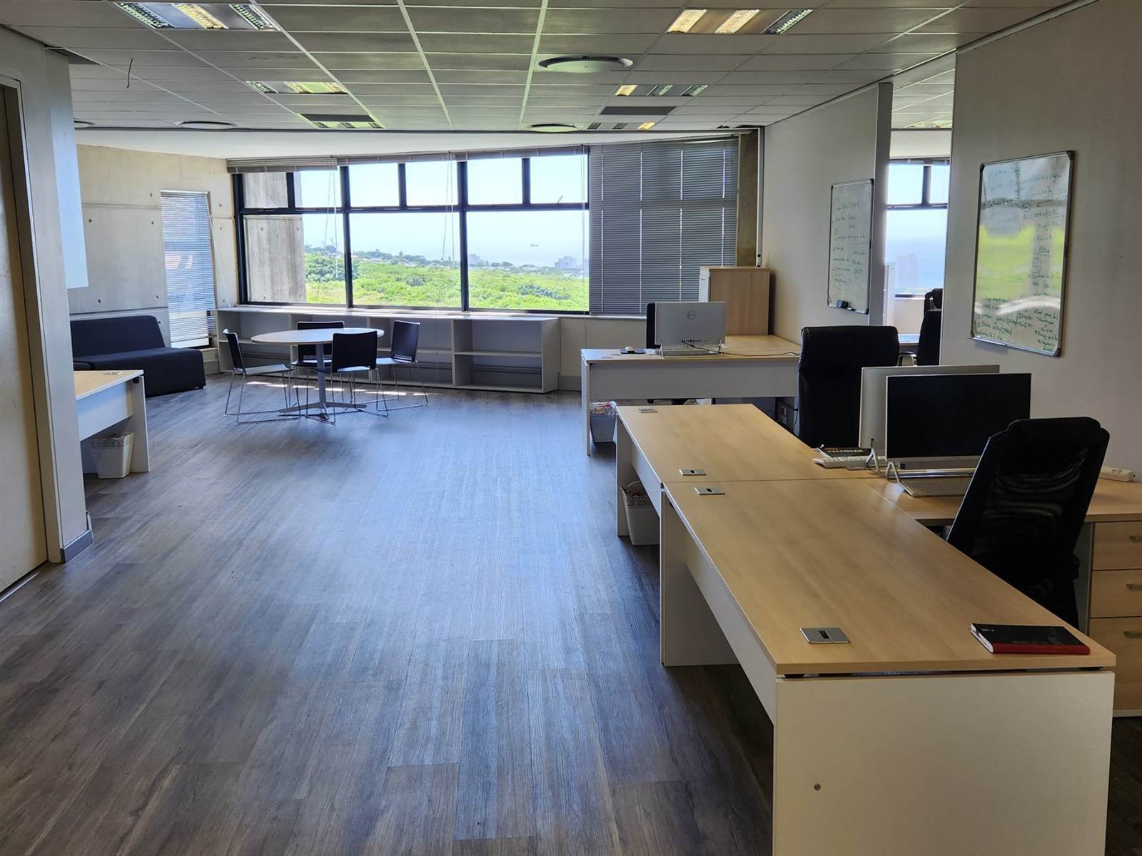 102  m² Office Space in Ridgeside photo number 8