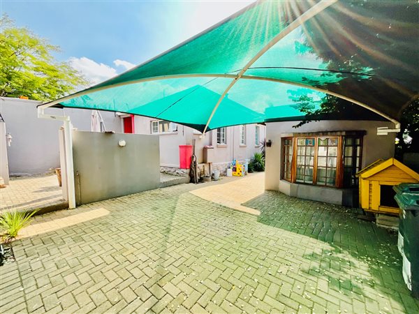 2 Bedroom House 2 Bedroom House