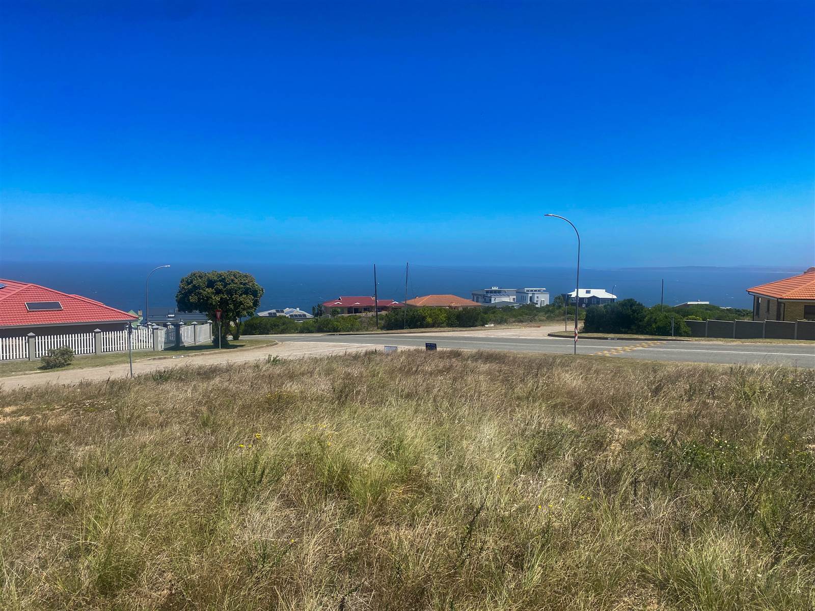 886 m² Land available in Dana Bay photo number 5