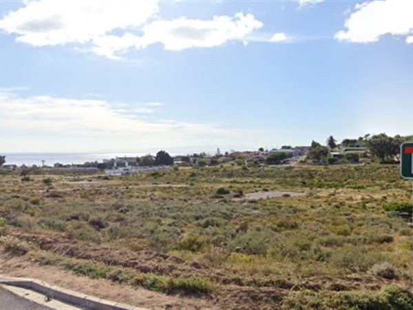 252 m² Land