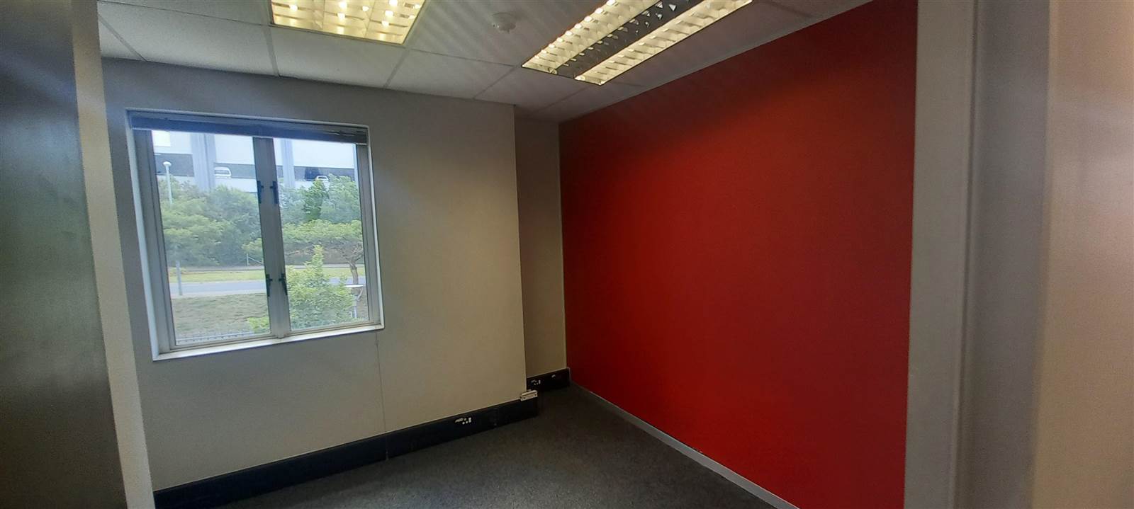 149  m² Commercial space in Greenstone Hill photo number 12