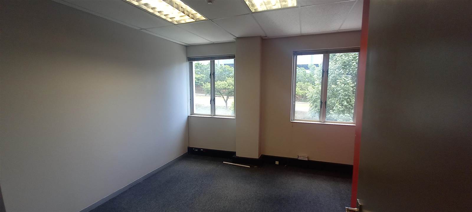 149  m² Commercial space in Greenstone Hill photo number 9