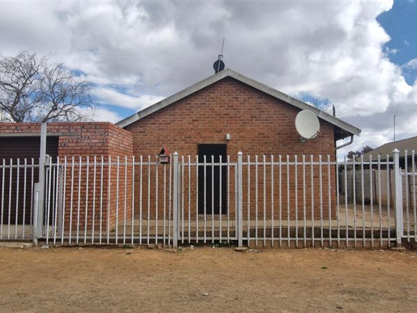3 Bedroom House 3 Bedroom House