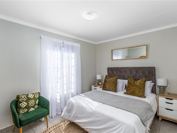 2 Bedroom House 2 Bedroom House