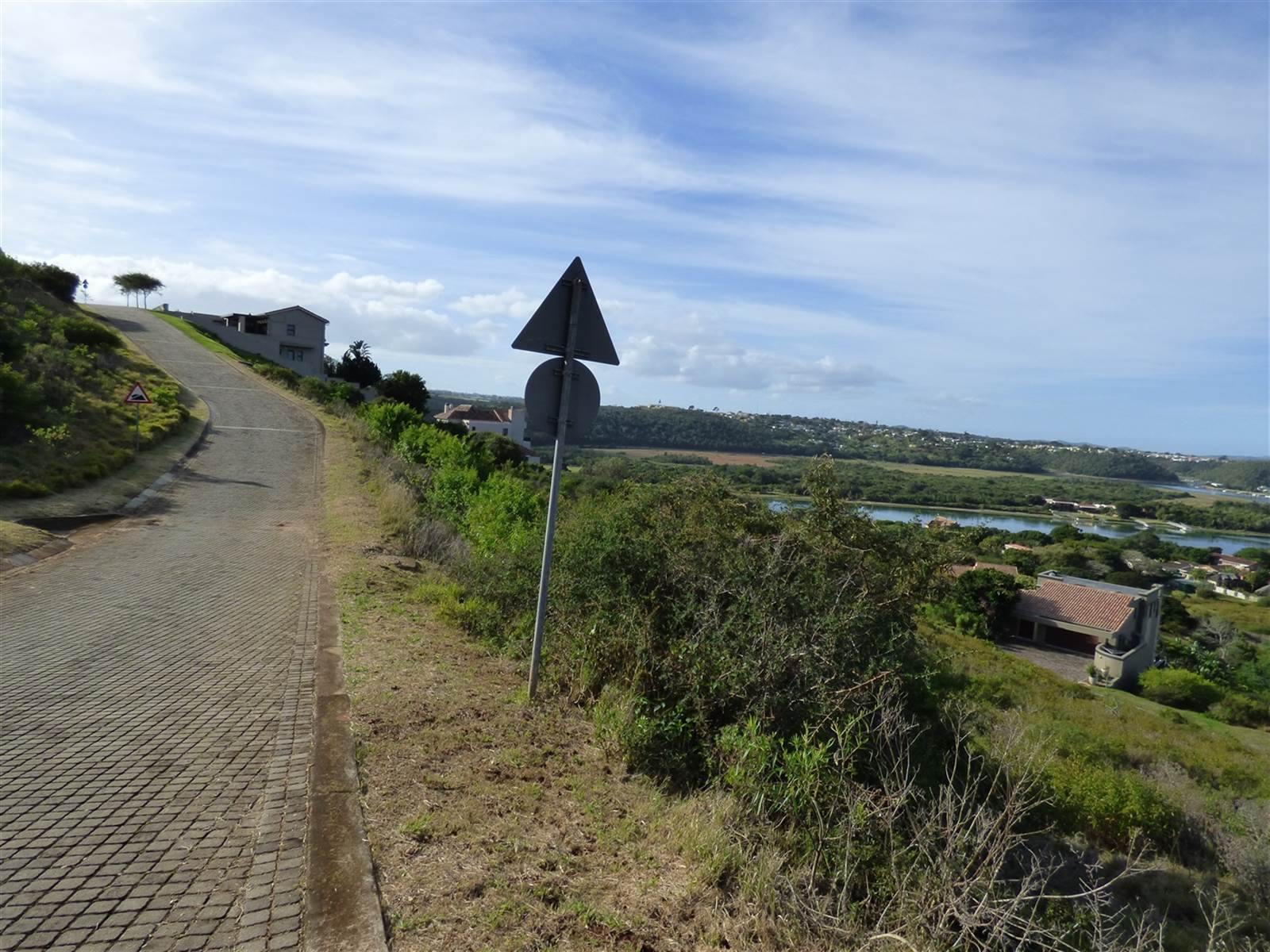 841 m² Land available in Port Alfred photo number 4