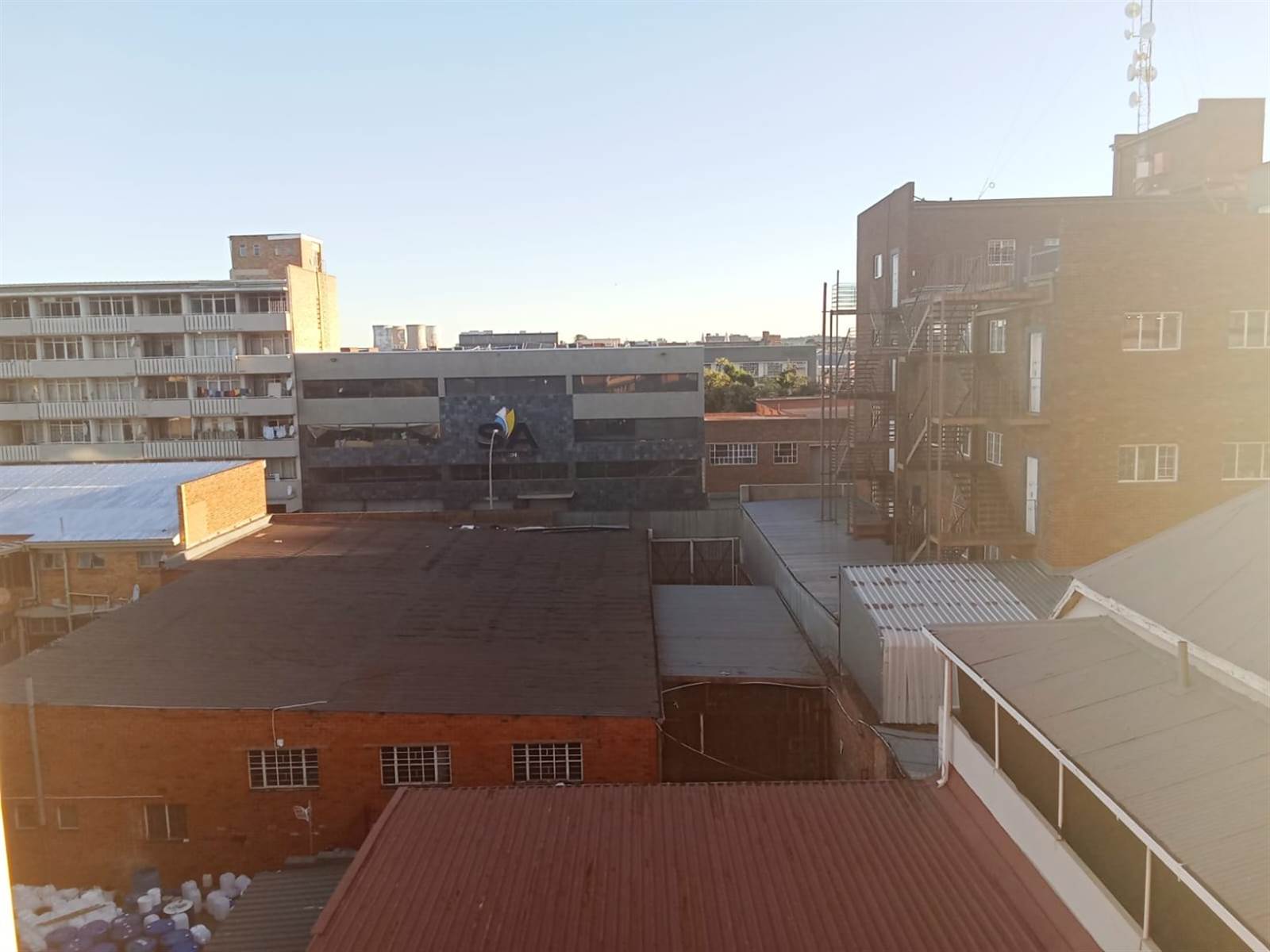 2 Bed Apartment in Bloemfontein photo number 17