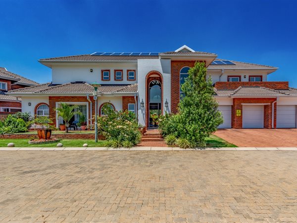 3 Bed House in Benoni Country Club