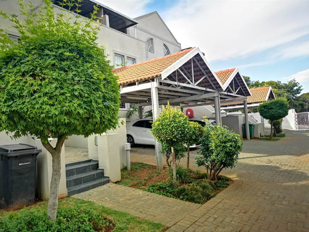 2 Bed Townhouse in Morninghill photo number 1