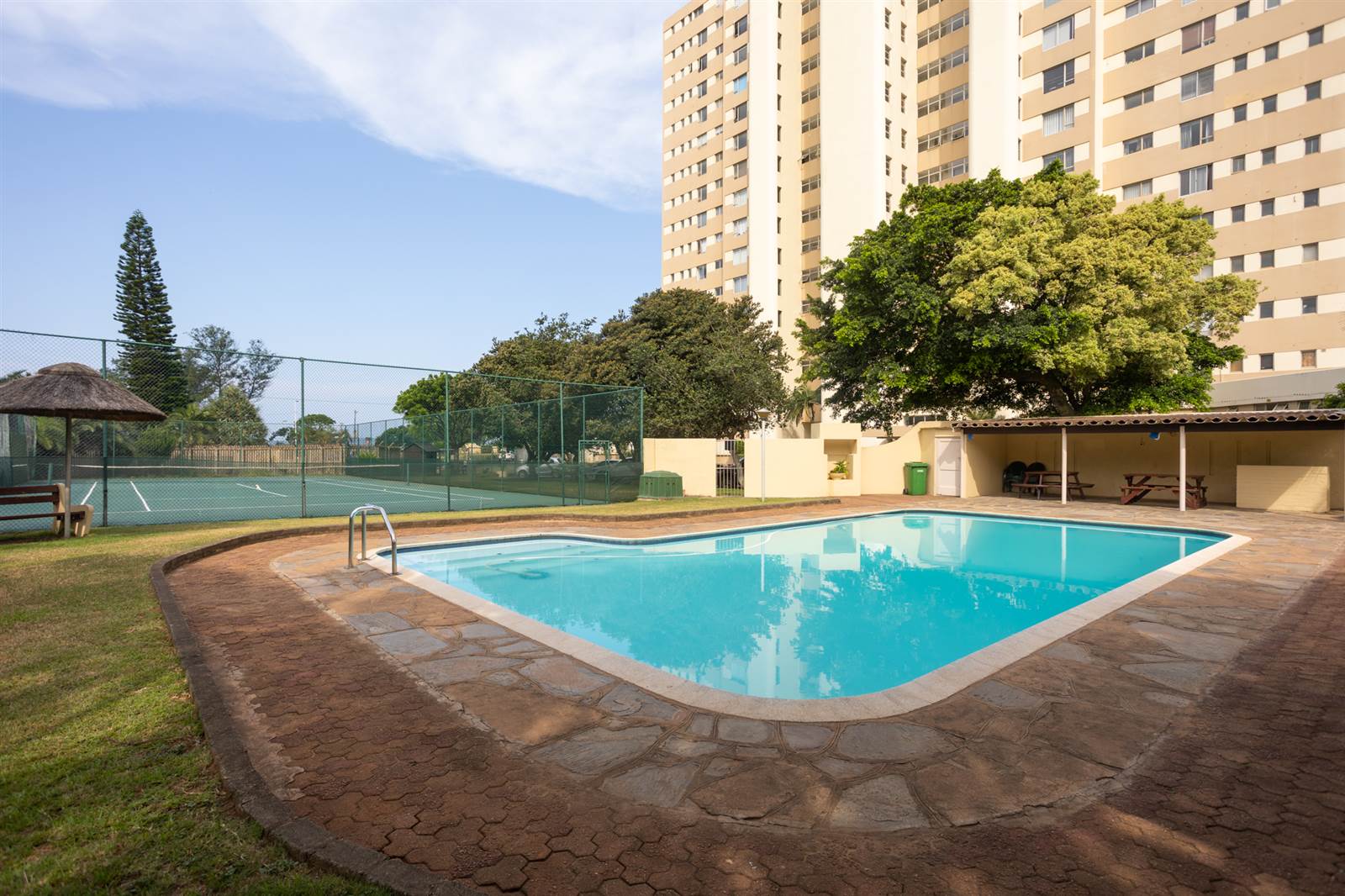 2 Bed Apartment in Durban North photo number 19