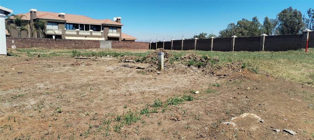 949 m² Land available in Helderwyk photo number 6