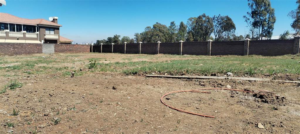 949 m² Land available in Helderwyk photo number 9