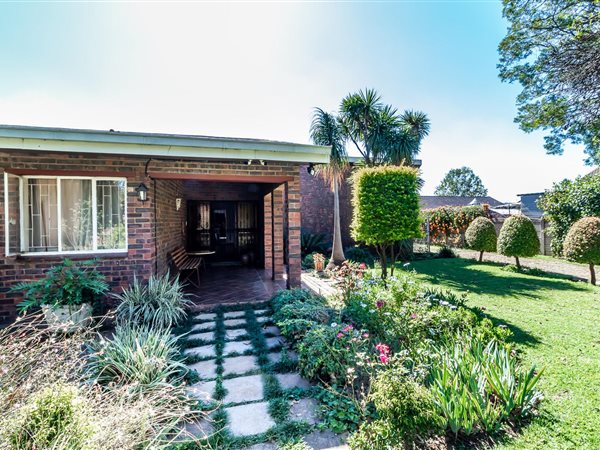 4 Bed House in Claremont