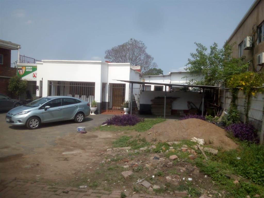 1336  m² Commercial space in Pietermaritzburg Central photo number 4