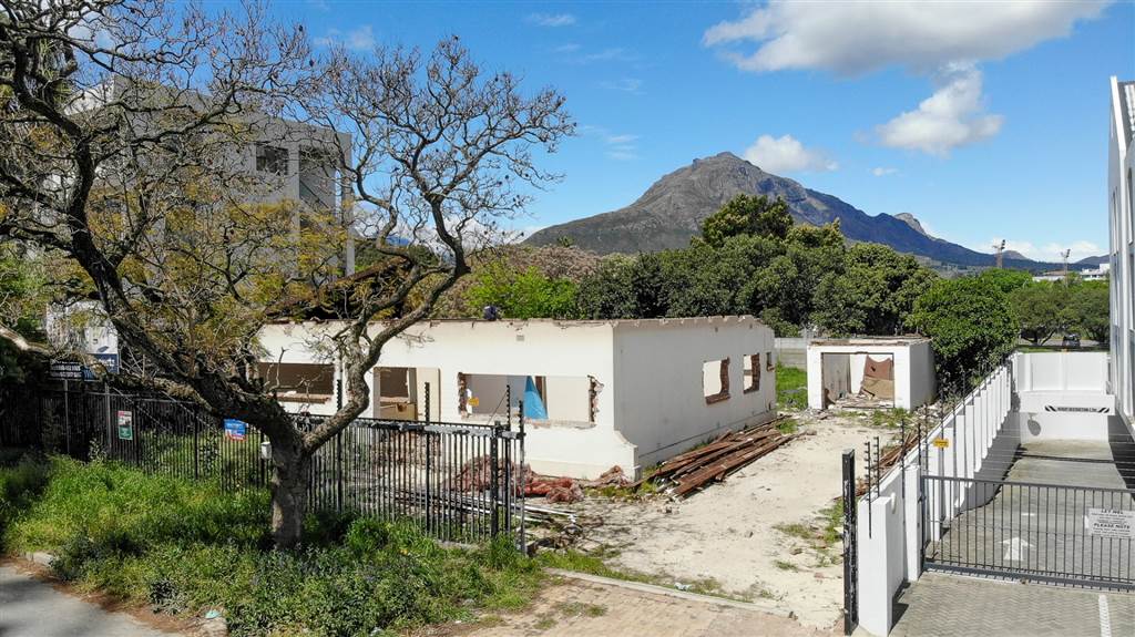 929 m² Land available in Stellenbosch Central photo number 4