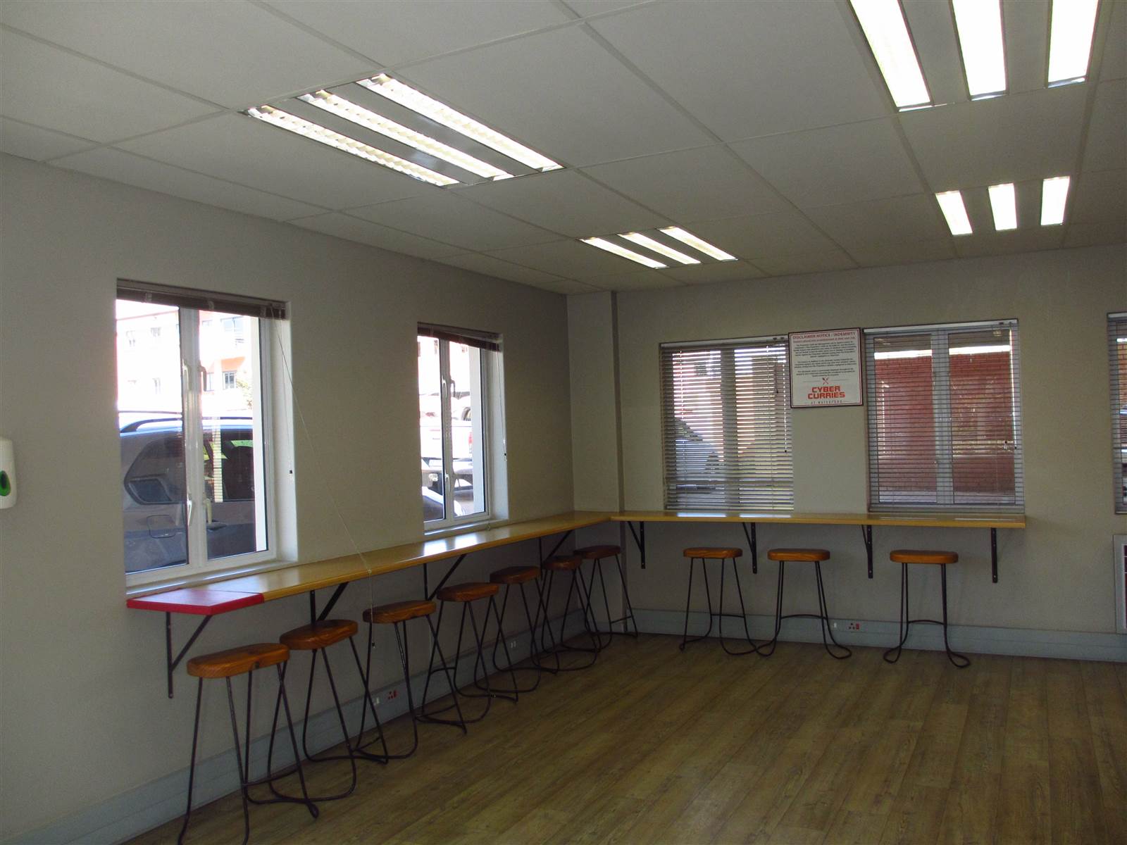 365  m² Commercial space in Fourways photo number 26