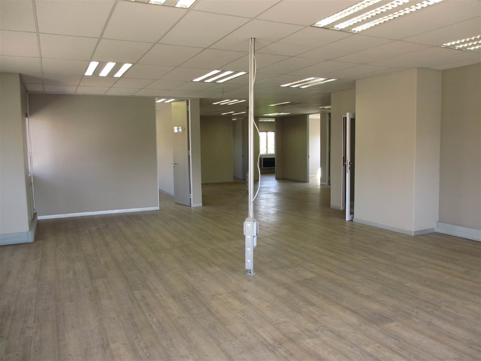 365  m² Commercial space in Fourways photo number 8