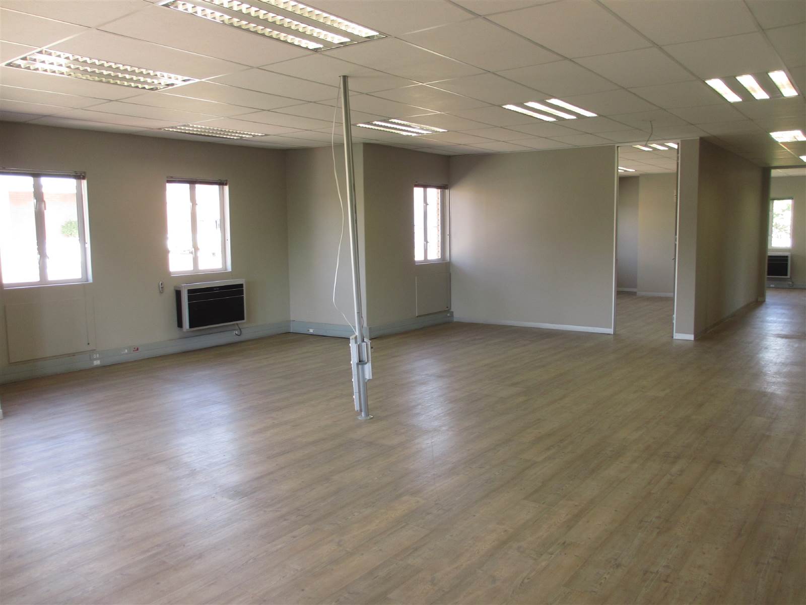365  m² Commercial space in Fourways photo number 9