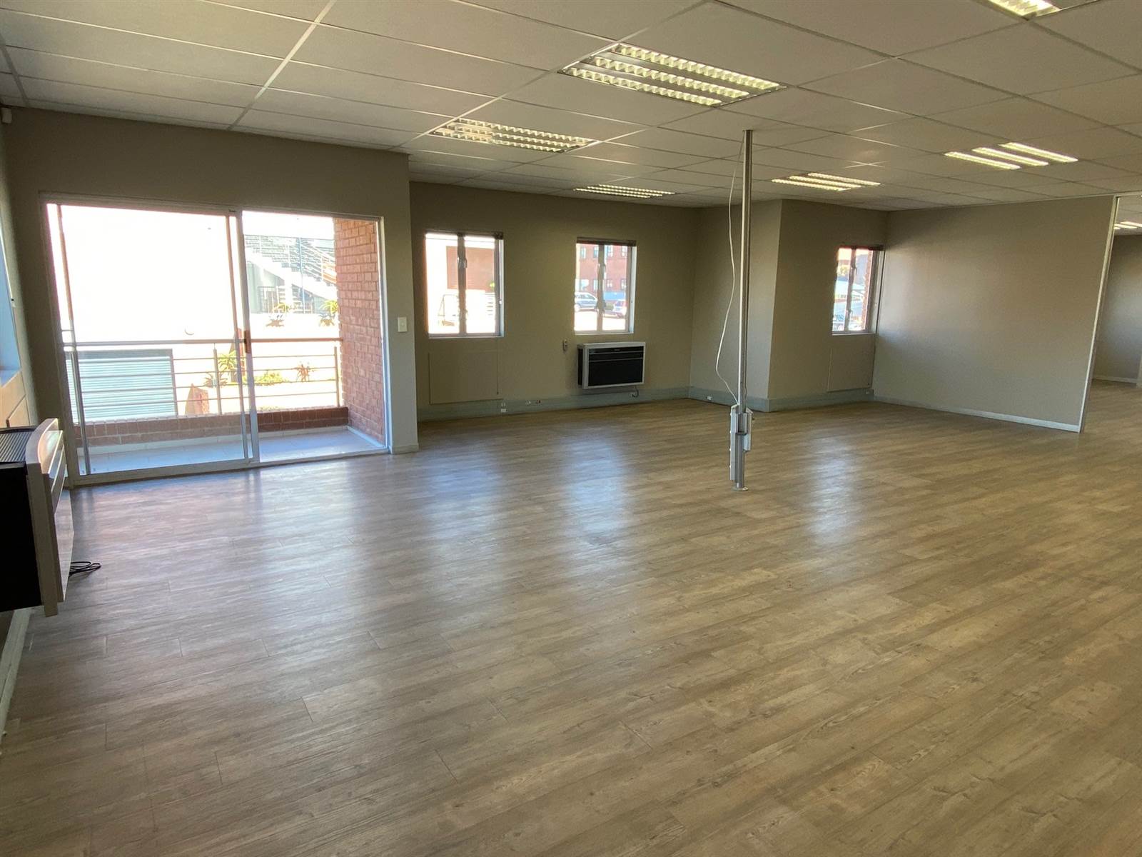 365  m² Commercial space in Fourways photo number 7