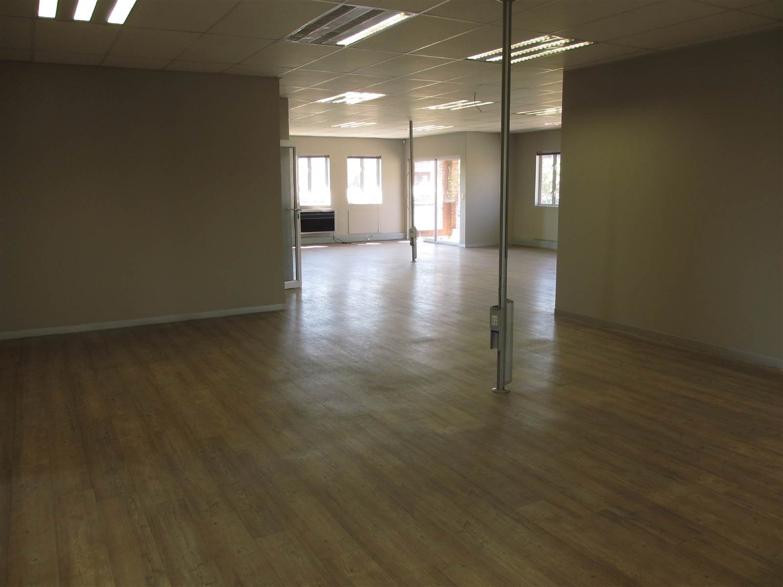 365  m² Commercial space in Fourways photo number 12