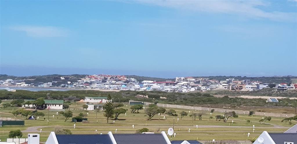 444 m² Land available in Stilbaai photo number 4
