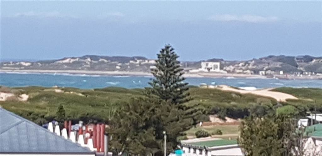 444 m² Land available in Stilbaai photo number 5