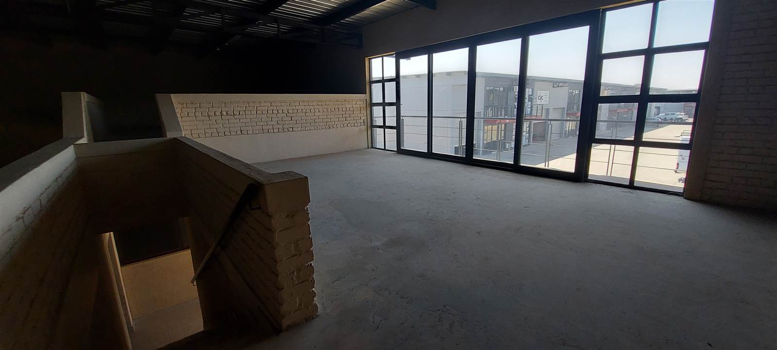 333  m² Commercial space in Pomona photo number 11