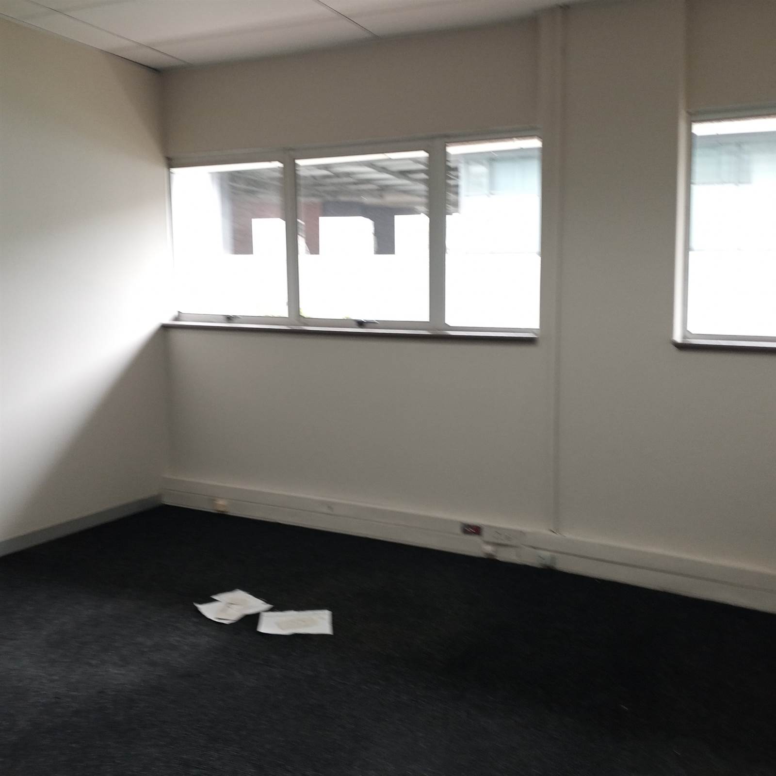 14.42  m² Office Space in Durban CBD photo number 3