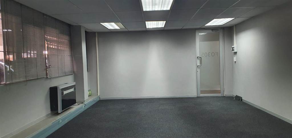 84  m² Commercial space in Hatfield photo number 13