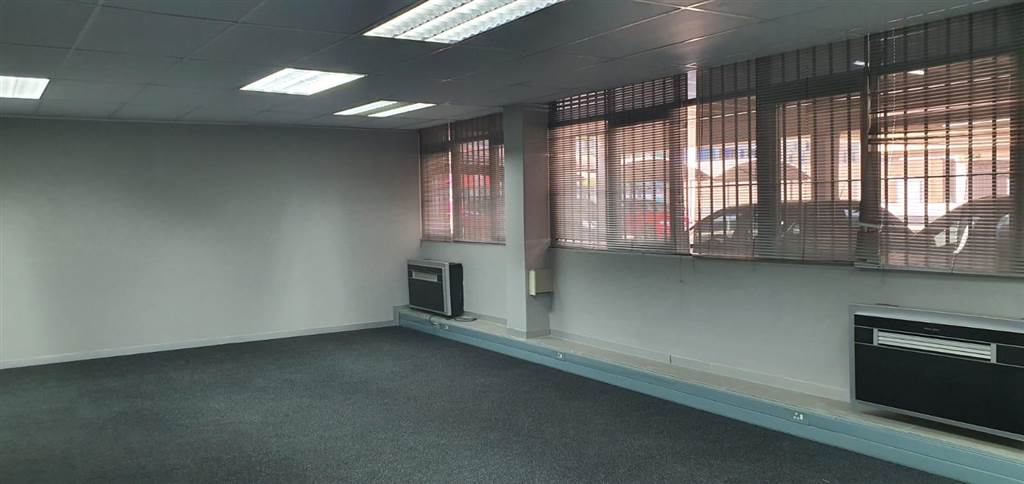84  m² Commercial space in Hatfield photo number 6