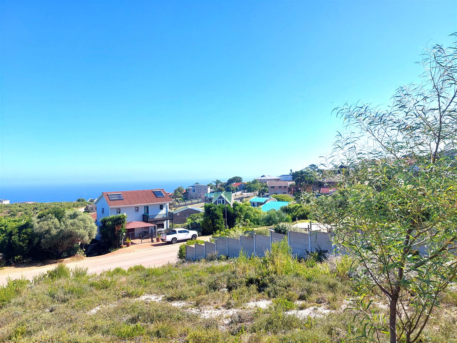 920 m² Land available in Dana Bay photo number 10