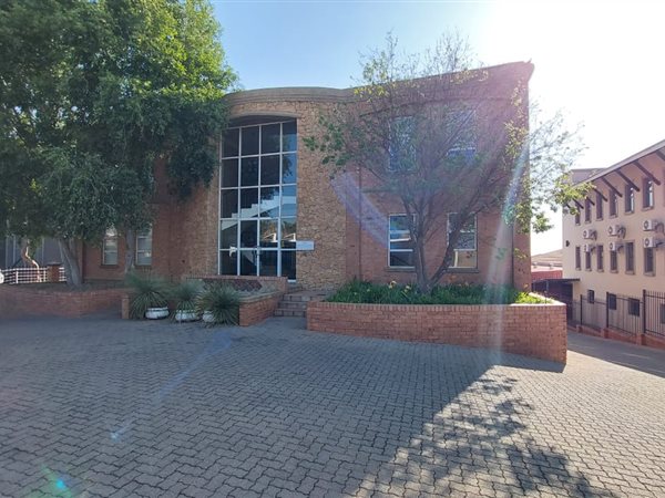 150  m² Commercial space in Route 21 Business Park