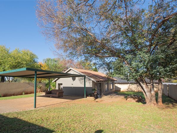 2 Bedroom Townhouse 2 Bedroom Townhouse